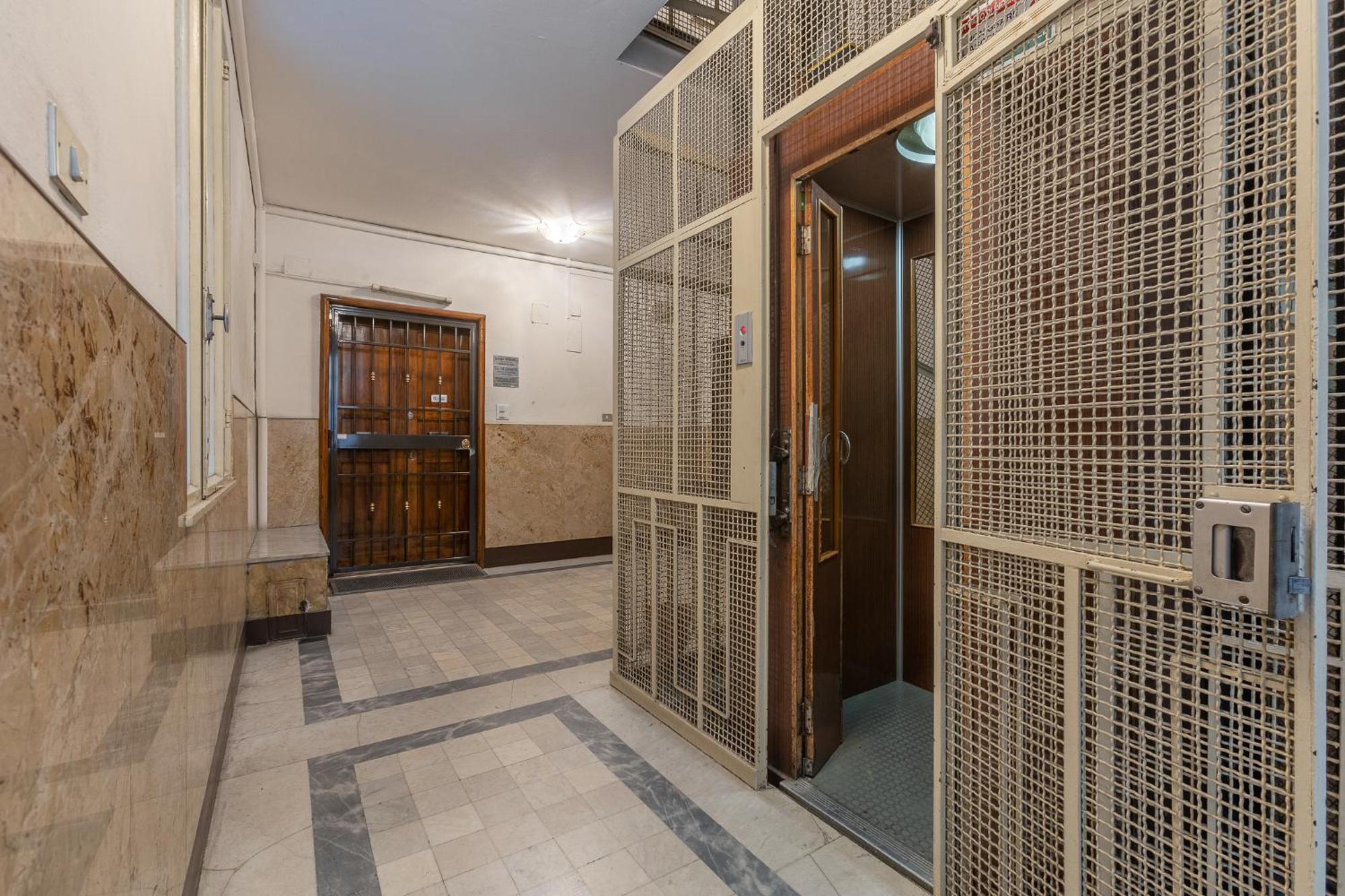 Matinum Central & Spacious Apartment Bologna Esterno foto